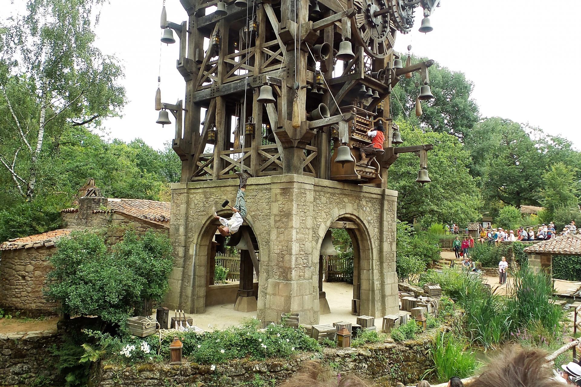 Le Grand Carillon