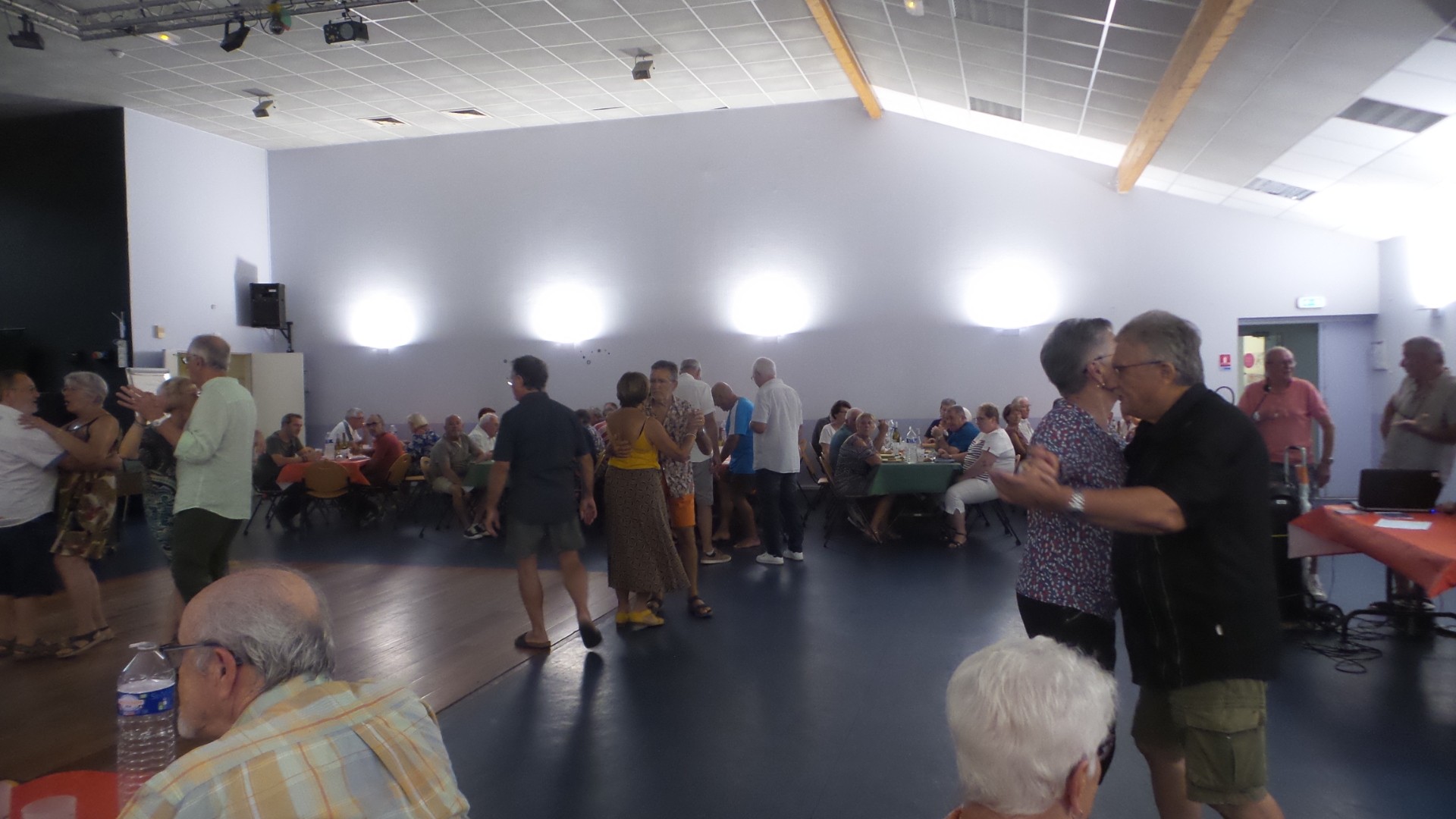 Repas festif à l'institution