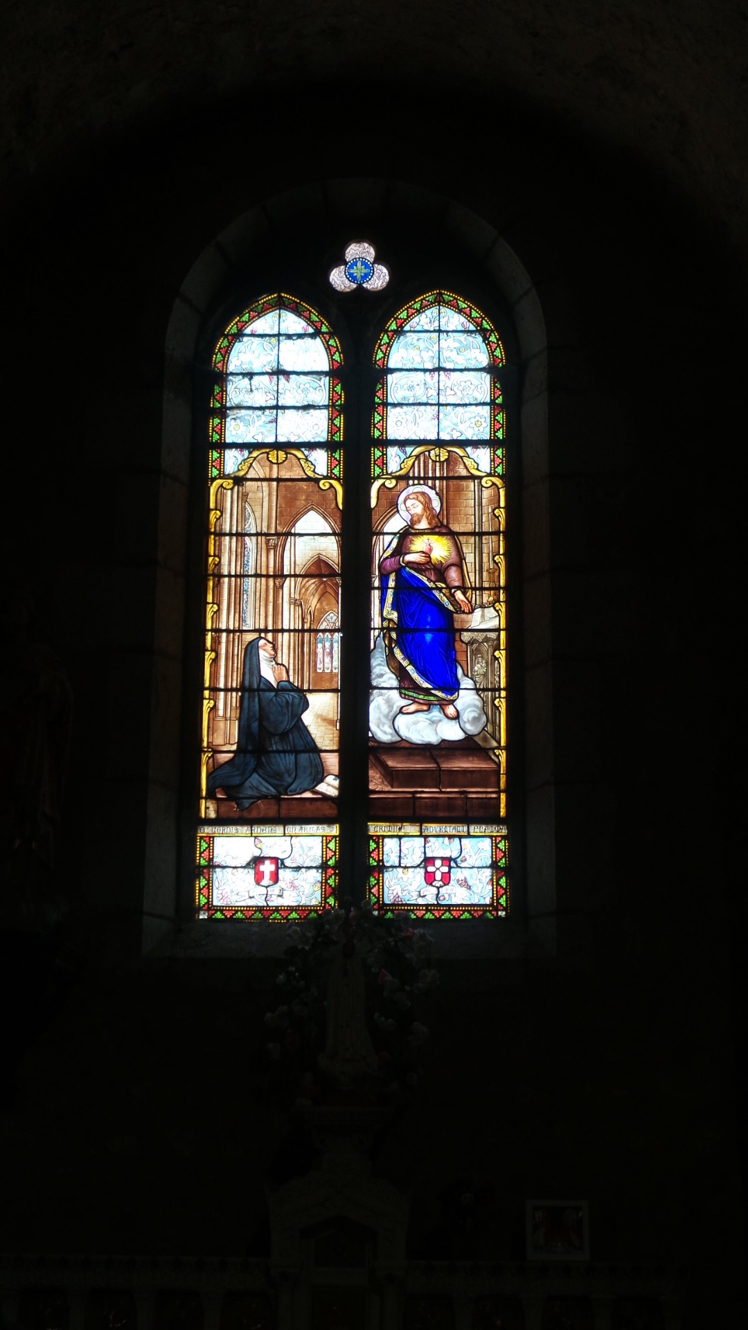 Vitraux de l'église de Moustiers